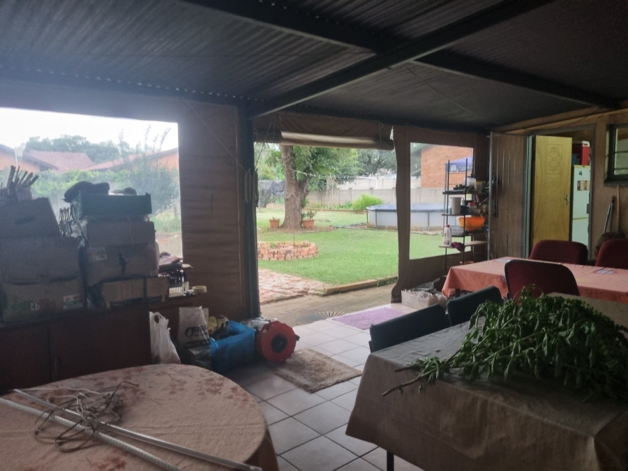 3 Bedroom Property for Sale in Vaalpark Free State